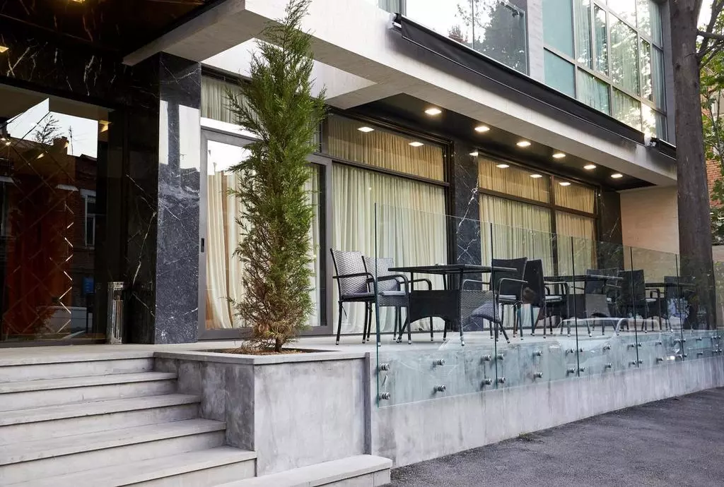 hotel best western city center tbilisi_shabavizparvaz_04.jpg